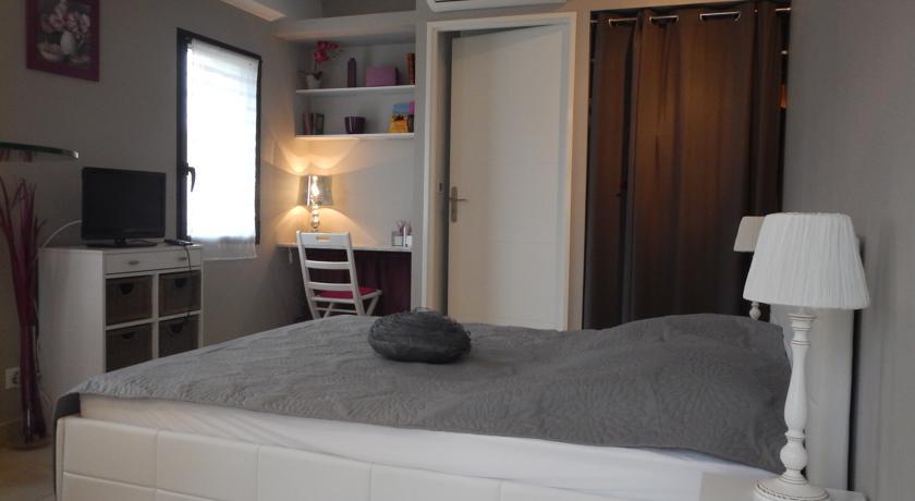 Апартаменты Studio Eyrargues