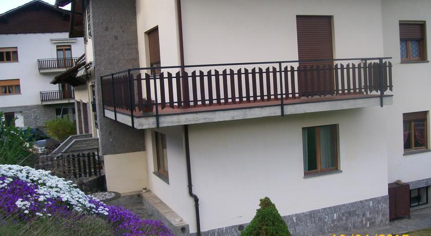 Апартаменты Variney Apartment