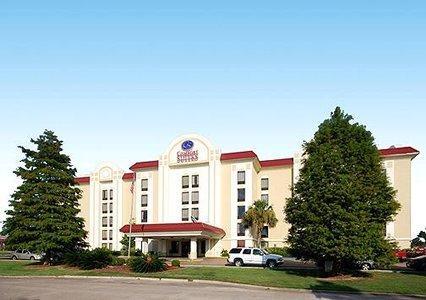 Отель Comfort Suites University