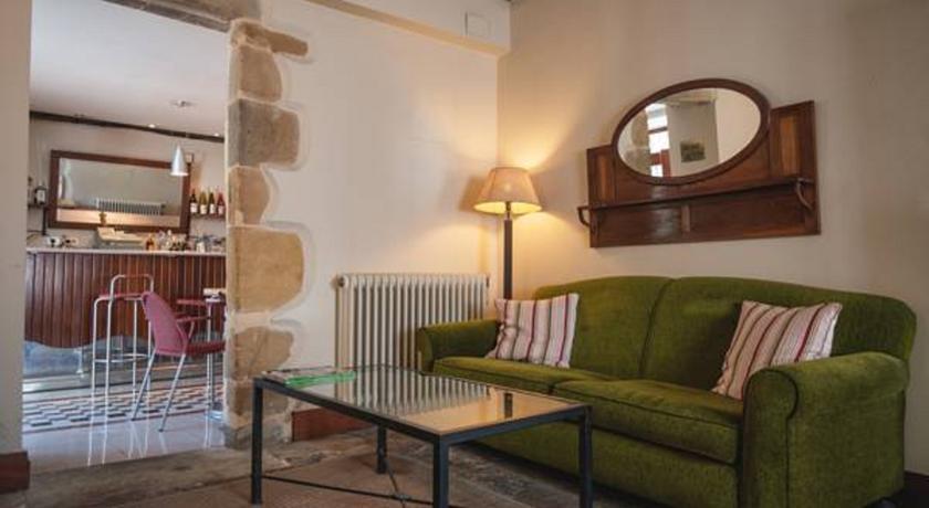 Отель Hotel Konbenio