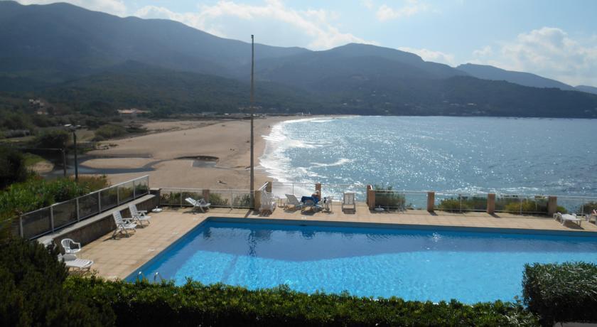 Апартаменты Appartement Bord de Mer Corse du Sud