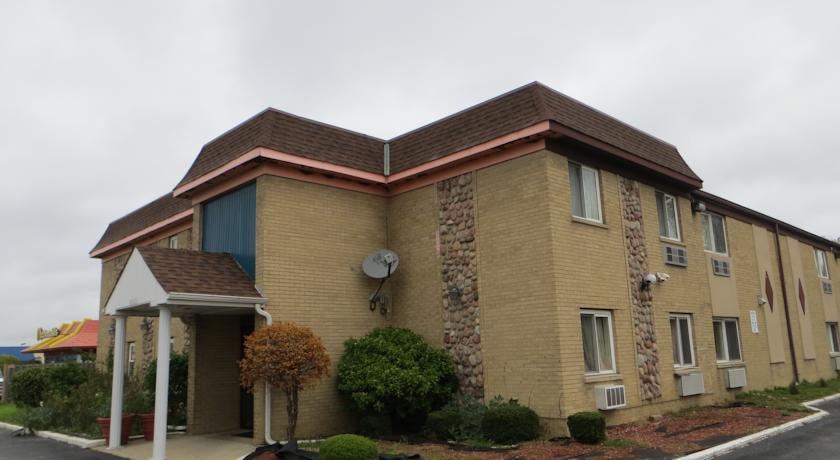 Отель Garden Inn Motel & Suites O'Hare