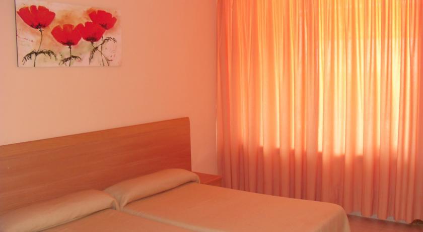 Отель Hotel Rural Serra Dírta
