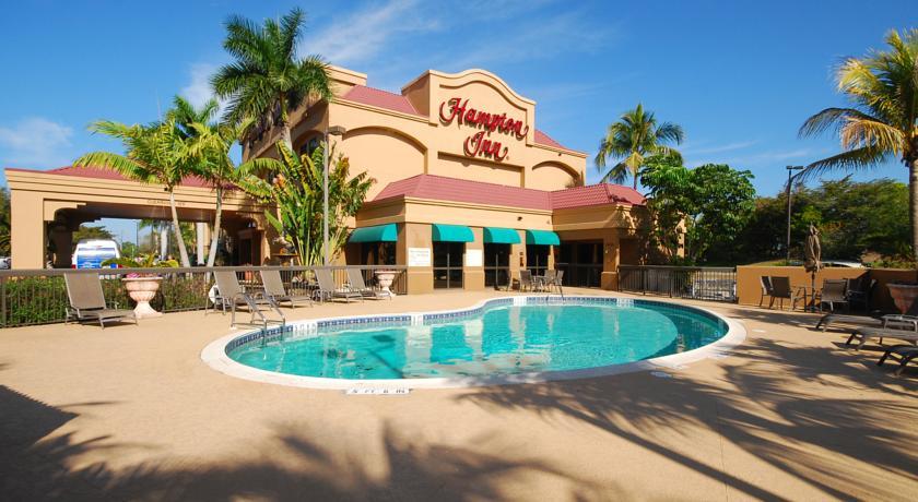 Отель Hampton Inn Fort Myers-Airport & I-75
