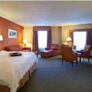 Отель Hampton Inn Harrisburg - West