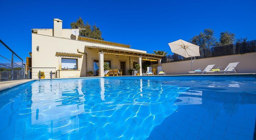 Вилла Villa L'Aufàbia