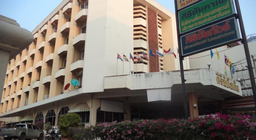 Отель Sirichai Hotel