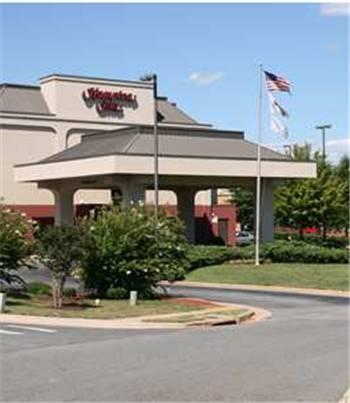 Отель Hampton Inn Mebane