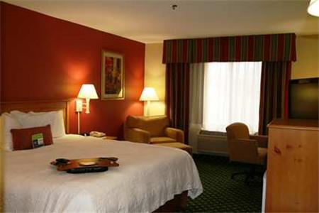 Отель Hampton Inn Medford