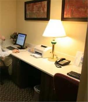 Отель Hampton Inn Olive Branch