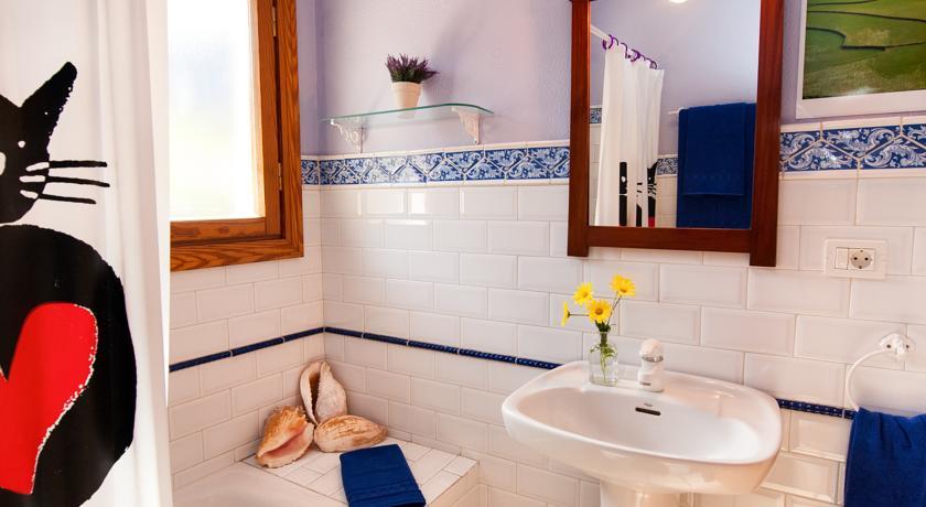 Отель Tafira Rural Cottage With Pool
