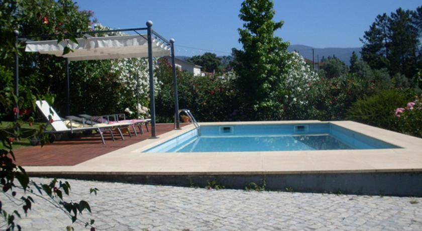 Отель Casa Vale do Linteiro