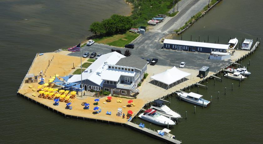 Отель Lowes Wharf Marina Inn