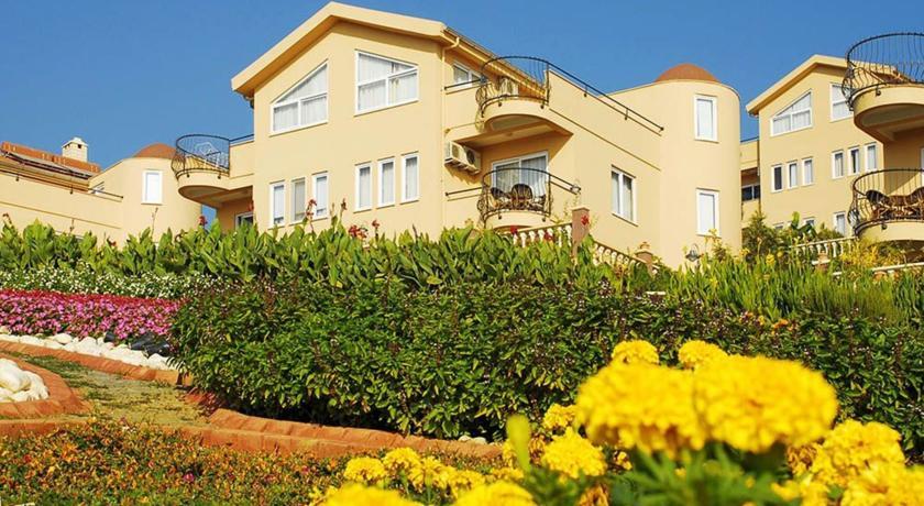 Вилла GoldCity Villa