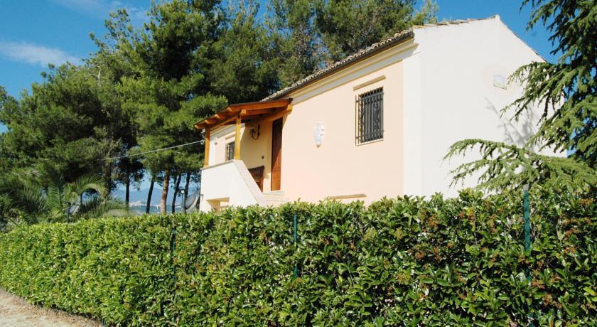 Апартаменты Casale La Rosa