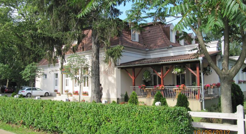 Апартаменты Göcsej Palatinus Étterem és Panzió