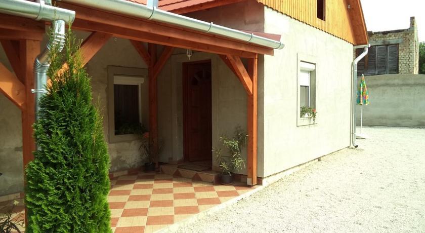 Balatonlelle Apartment 3