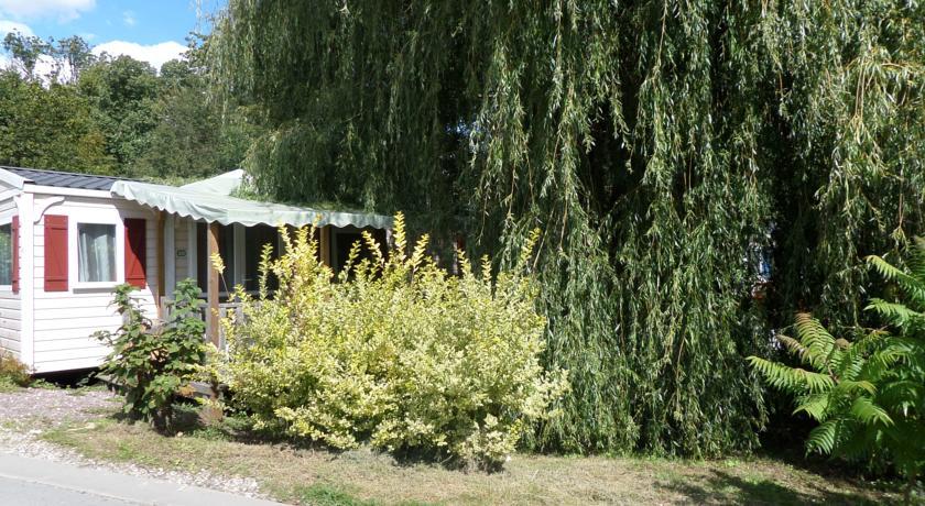 Отель Camping Le Parc de Paris