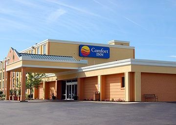 Отель Holiday Inn Boston-Randolph