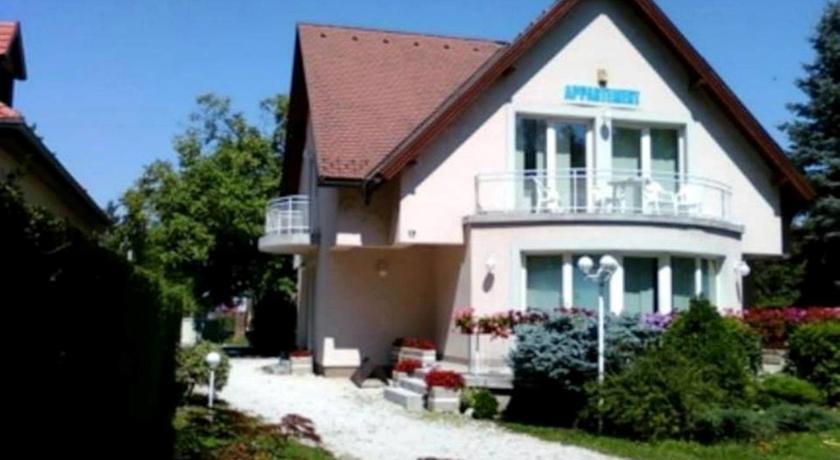 Апартаменты Attila Villa