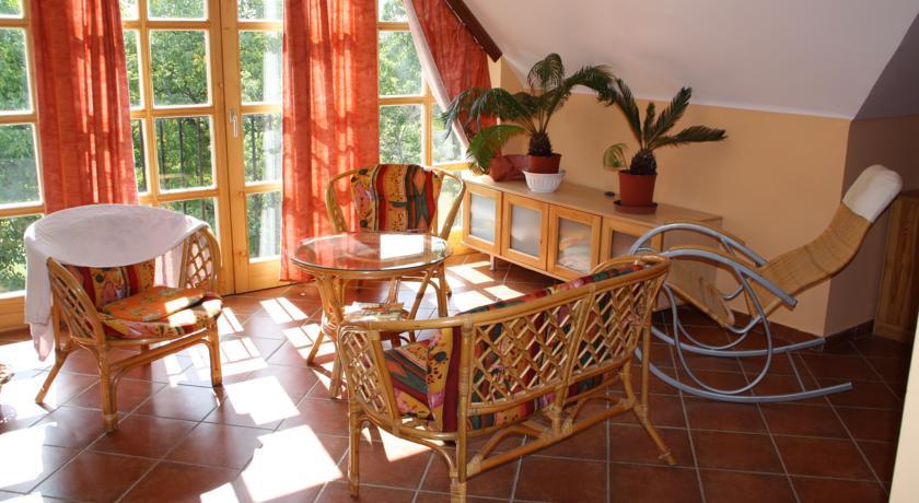 Апартаменты Relax Apartmanház Cserépfalu