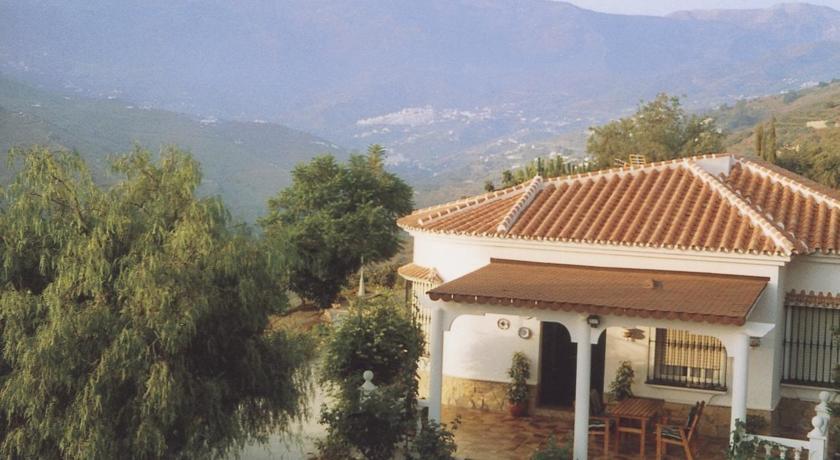 Апартаменты Cortijo La Rijana