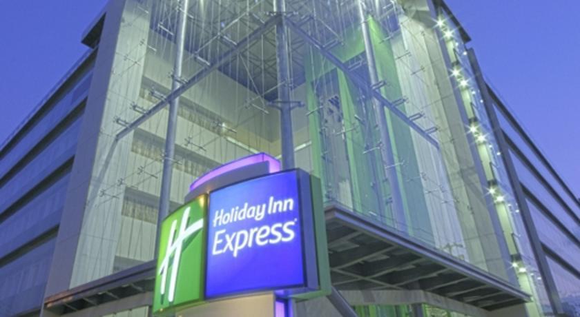 Отель Holiday Inn Express Guadalajara Expo