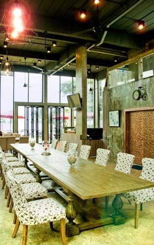 Blue Wave Hotel Hua Hin