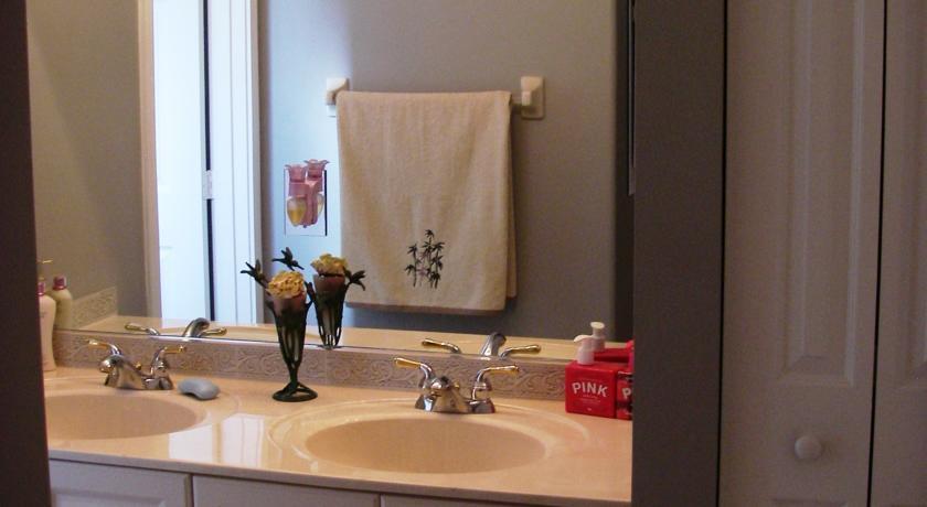 Гостевой дом Miramar 2 Private Rooms and Baths