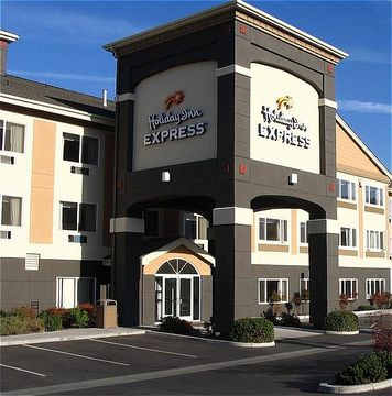 Отель Holiday Inn Express Hotel & Suites Ashland