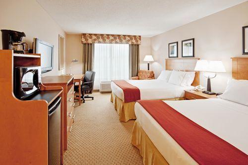 Отель Holiday Inn Express Hotel & Suites Bethlehem