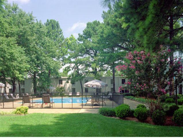 Отель Holiday Inn Express Hotel & Suites Huntsville