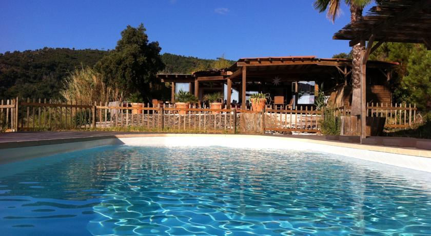 Gilly Guesthouse