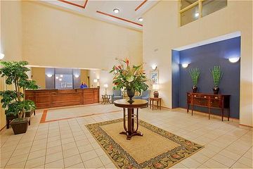 Отель Holiday Inn Express Hotel & Suites Panama City-Tyndall