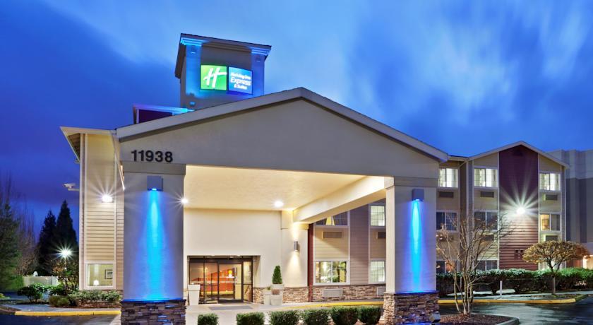 Отель Holiday Inn Express Portland Airport