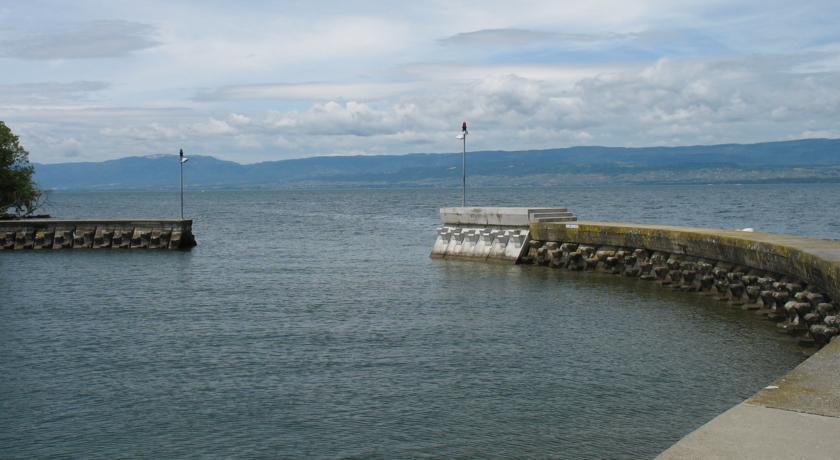 Апартаменты Gite Port Ripaille
