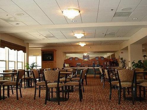 Отель Holiday Inn Express & Suites Tracy