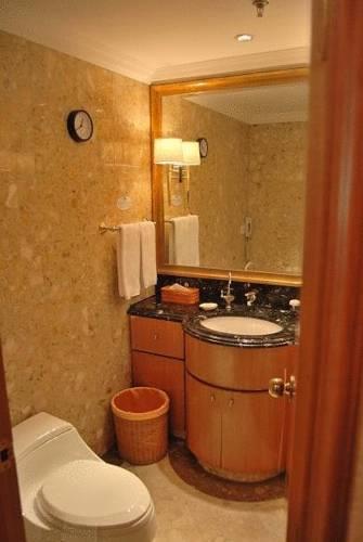Отель Crowne Plaza Qingdao