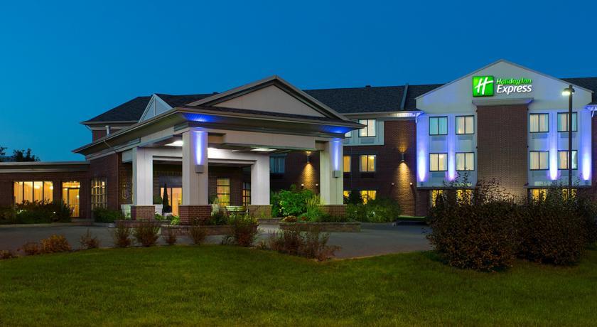 Отель Holiday Inn Express Quebec City-Sainte Foy