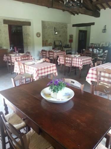 Отель Agriturismo Santa Giusta