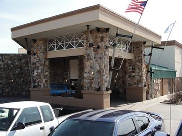 Отель Holiday Inn Hotel & Suites Oklahoma City