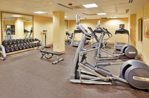 Отель Holiday Inn Hotel & Suites Springfield