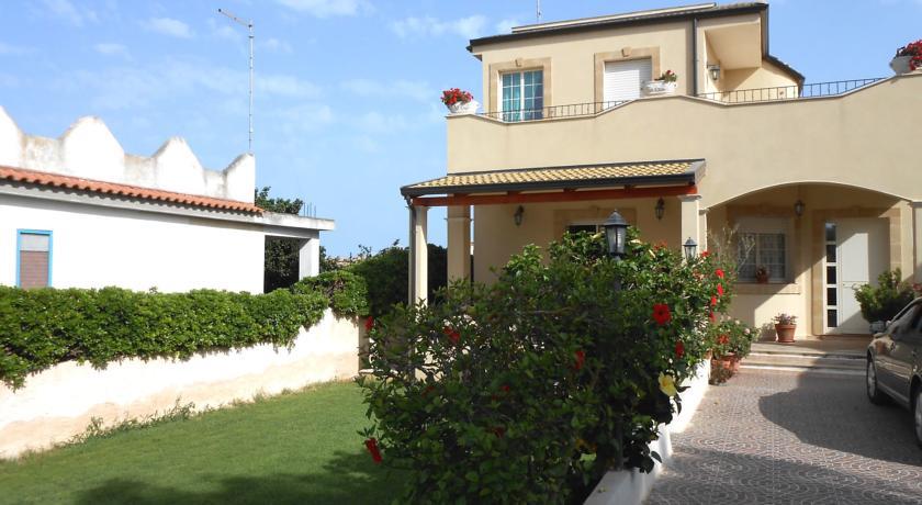 Вилла Villa Girasole
