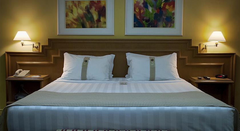 Отель Holiday Inn Porto Alegre