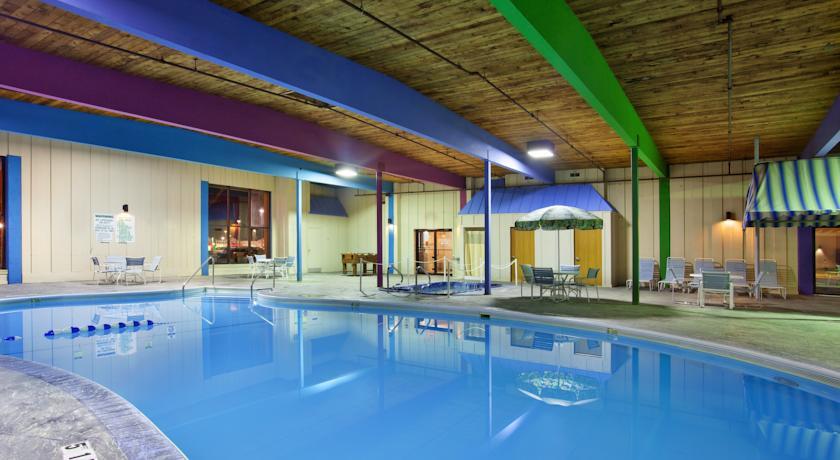 Отель Holiday Inn Rockford