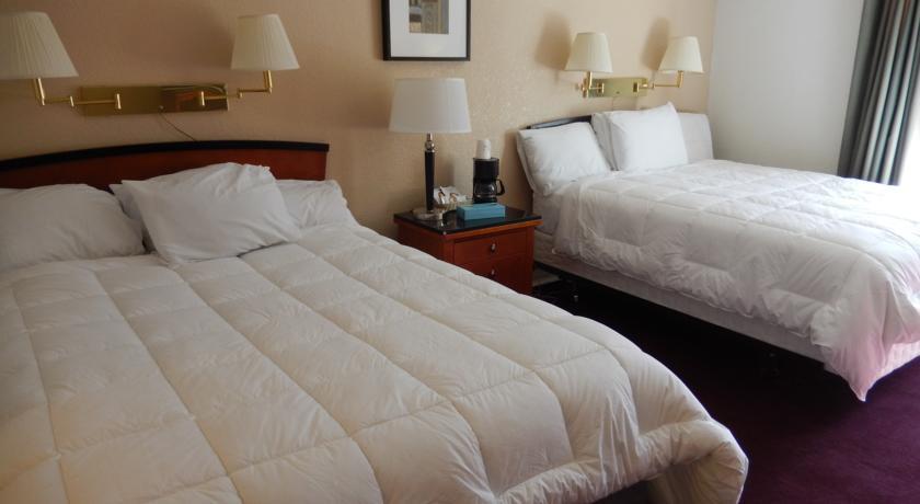 Отель Monarch Mountain Lodge