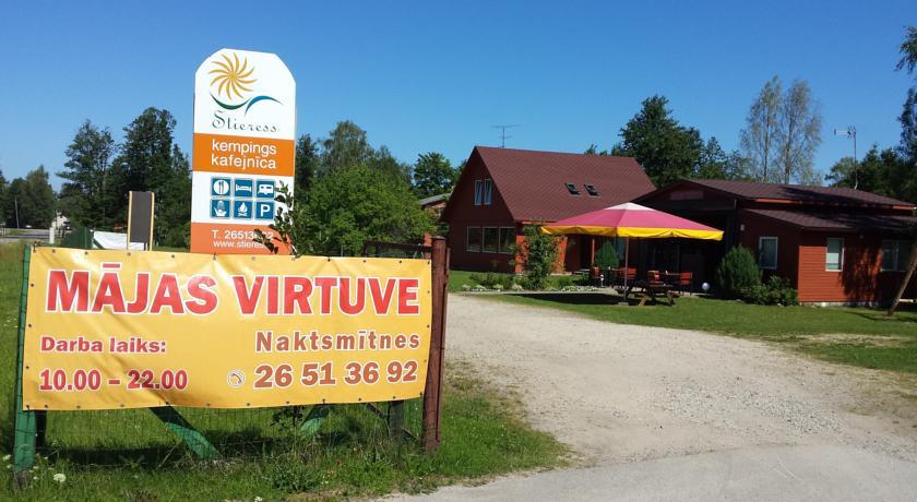 Отель Kempings Stieres un Mājas Virtuve