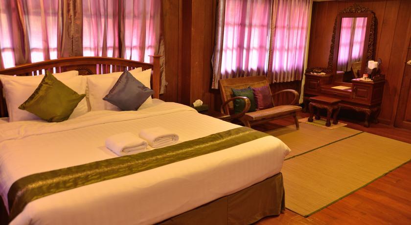 Отель Baan Kham Wan Hotel