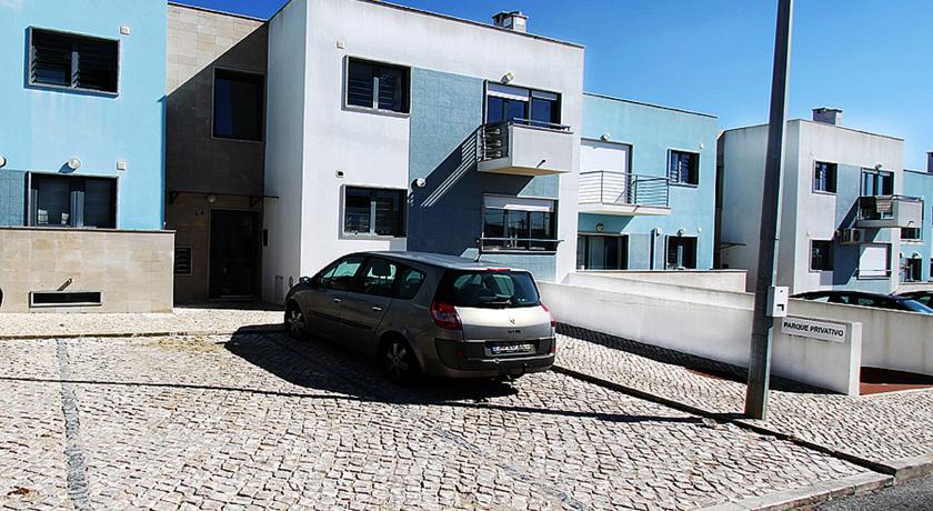 Апартаменты Summertime Apartment
