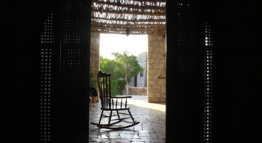 Отель Aliyah Lodge